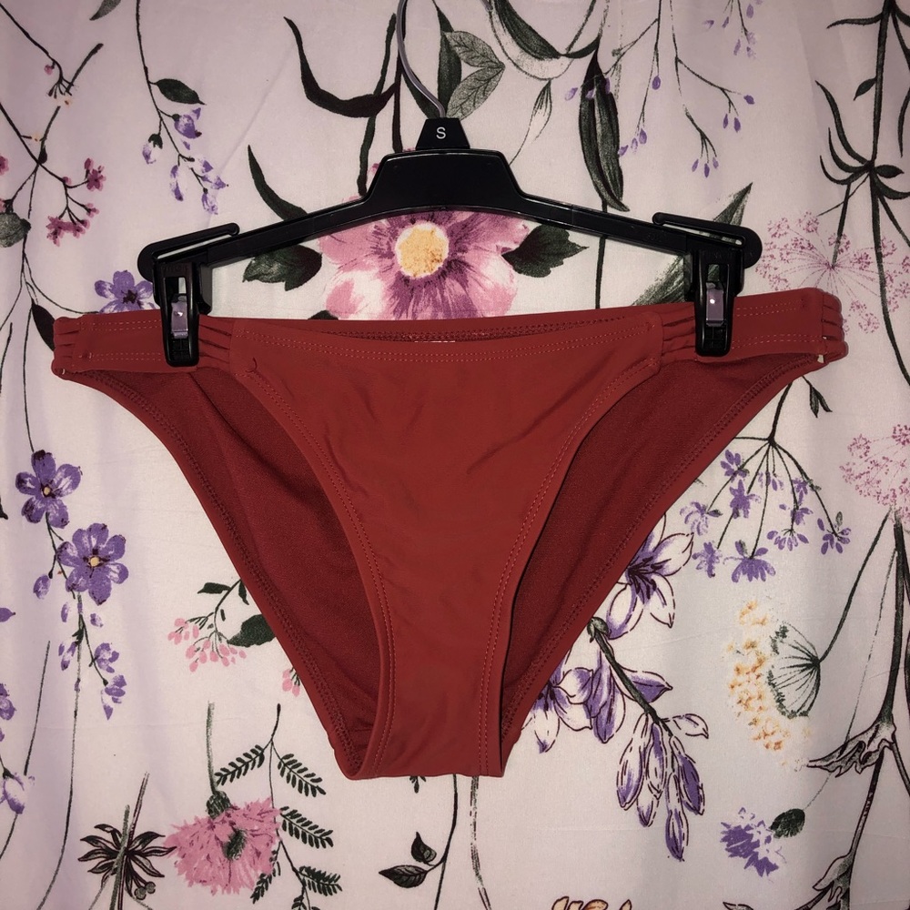 Baiting suit bottoms